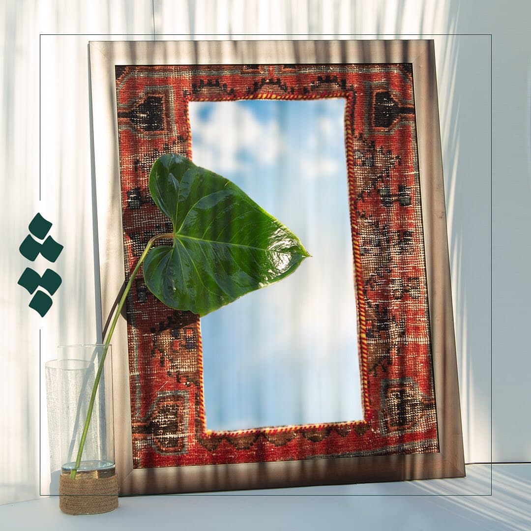 آینه فرش چله با قاب چوبی