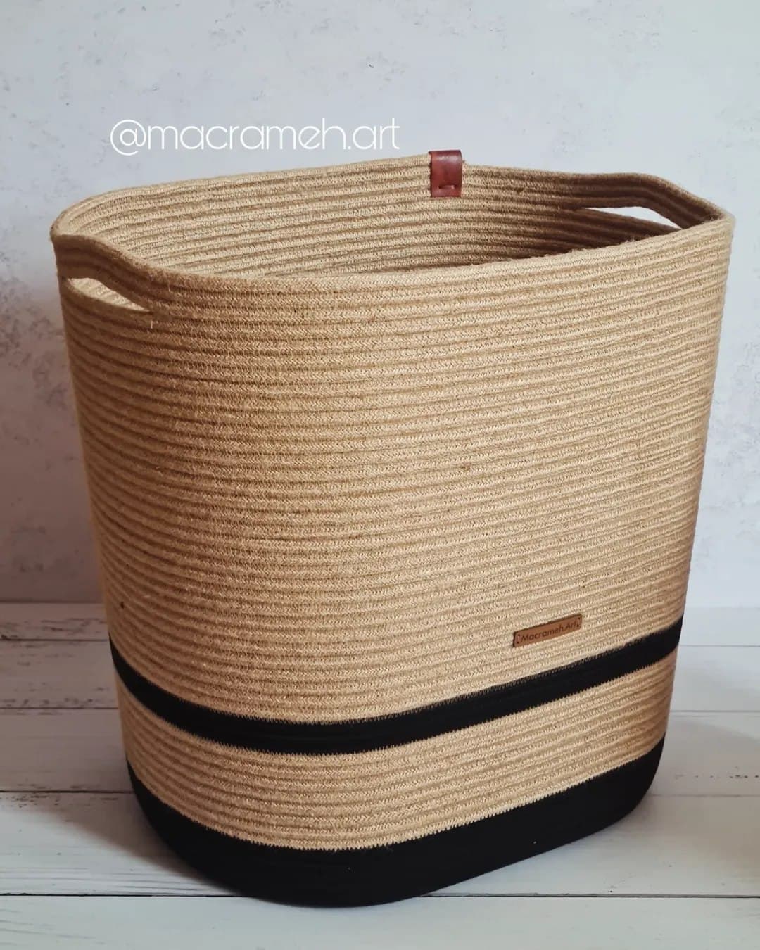 سبد لاندری بیضی کنفی دستبافت نظم دهنده لباس و اسباب بازی