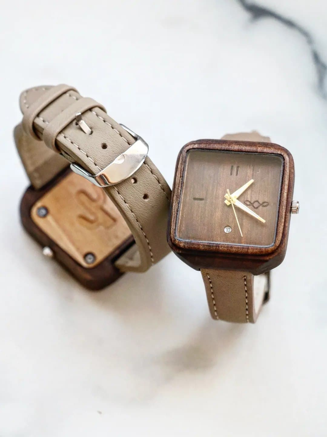 ساعت مچی چوبی شلتا مدل رامان با چوب گردو